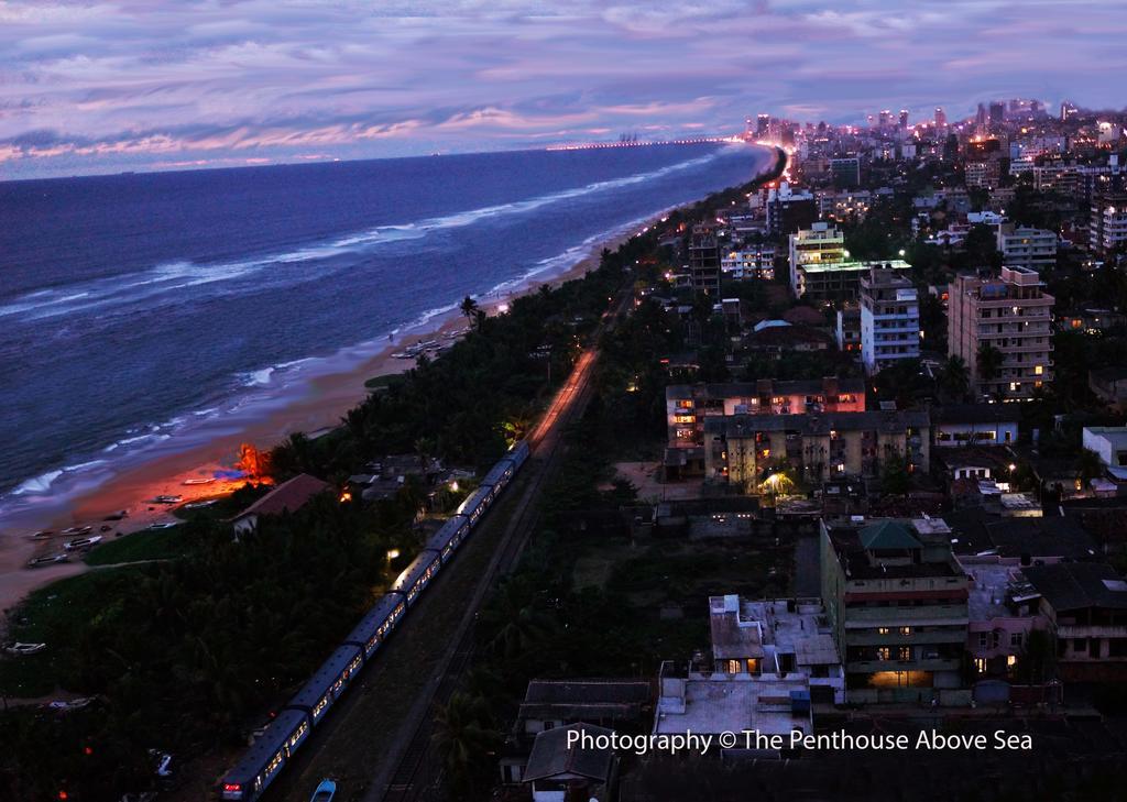 The Penthouse Above Sea Lejlighed Dehiwala-Mount Lavinia Eksteriør billede