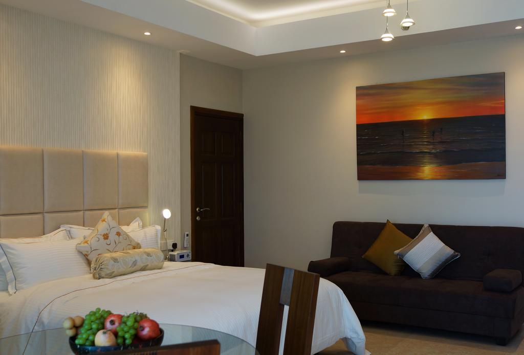 The Penthouse Above Sea Lejlighed Dehiwala-Mount Lavinia Eksteriør billede