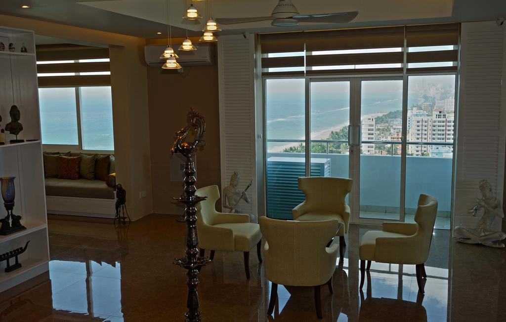 The Penthouse Above Sea Lejlighed Dehiwala-Mount Lavinia Eksteriør billede