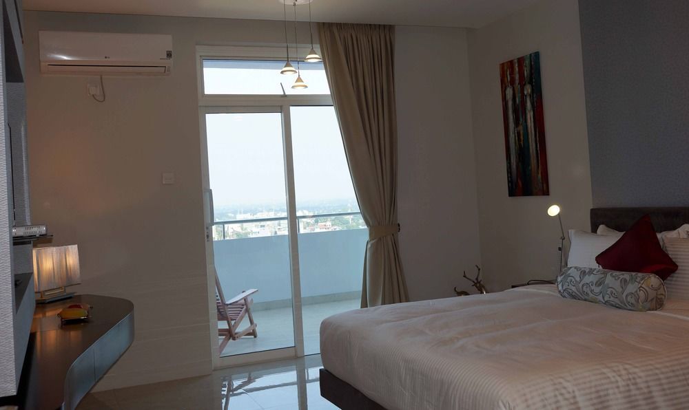 The Penthouse Above Sea Lejlighed Dehiwala-Mount Lavinia Eksteriør billede