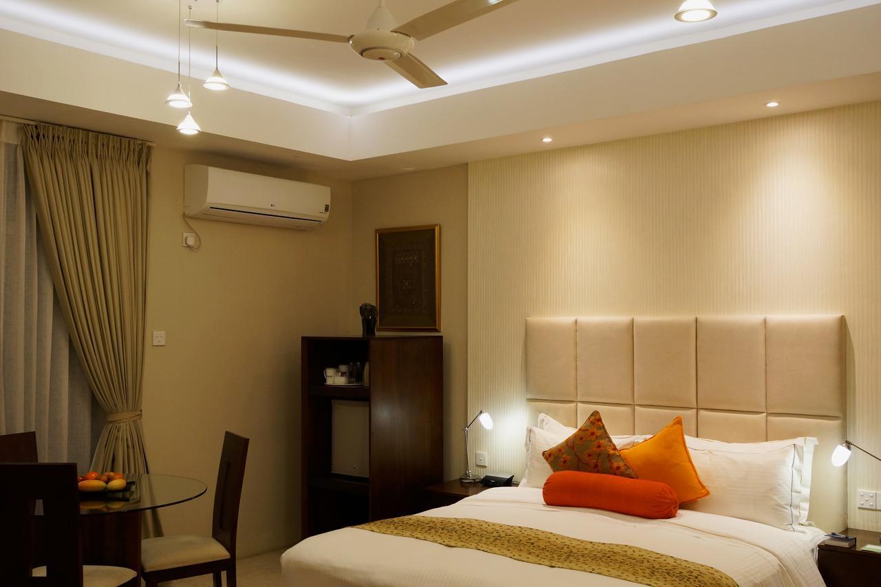 The Penthouse Above Sea Lejlighed Dehiwala-Mount Lavinia Eksteriør billede