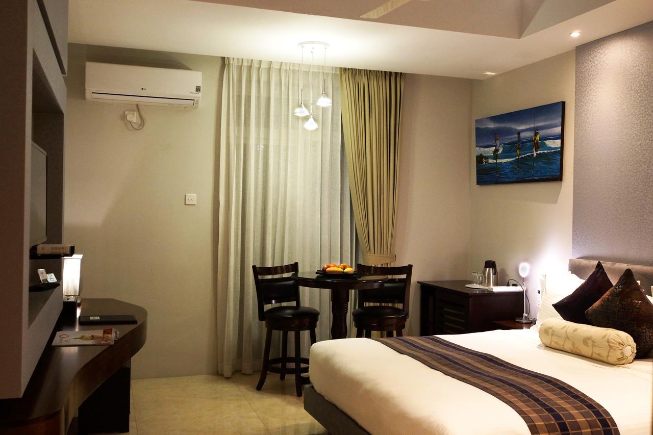 The Penthouse Above Sea Lejlighed Dehiwala-Mount Lavinia Eksteriør billede