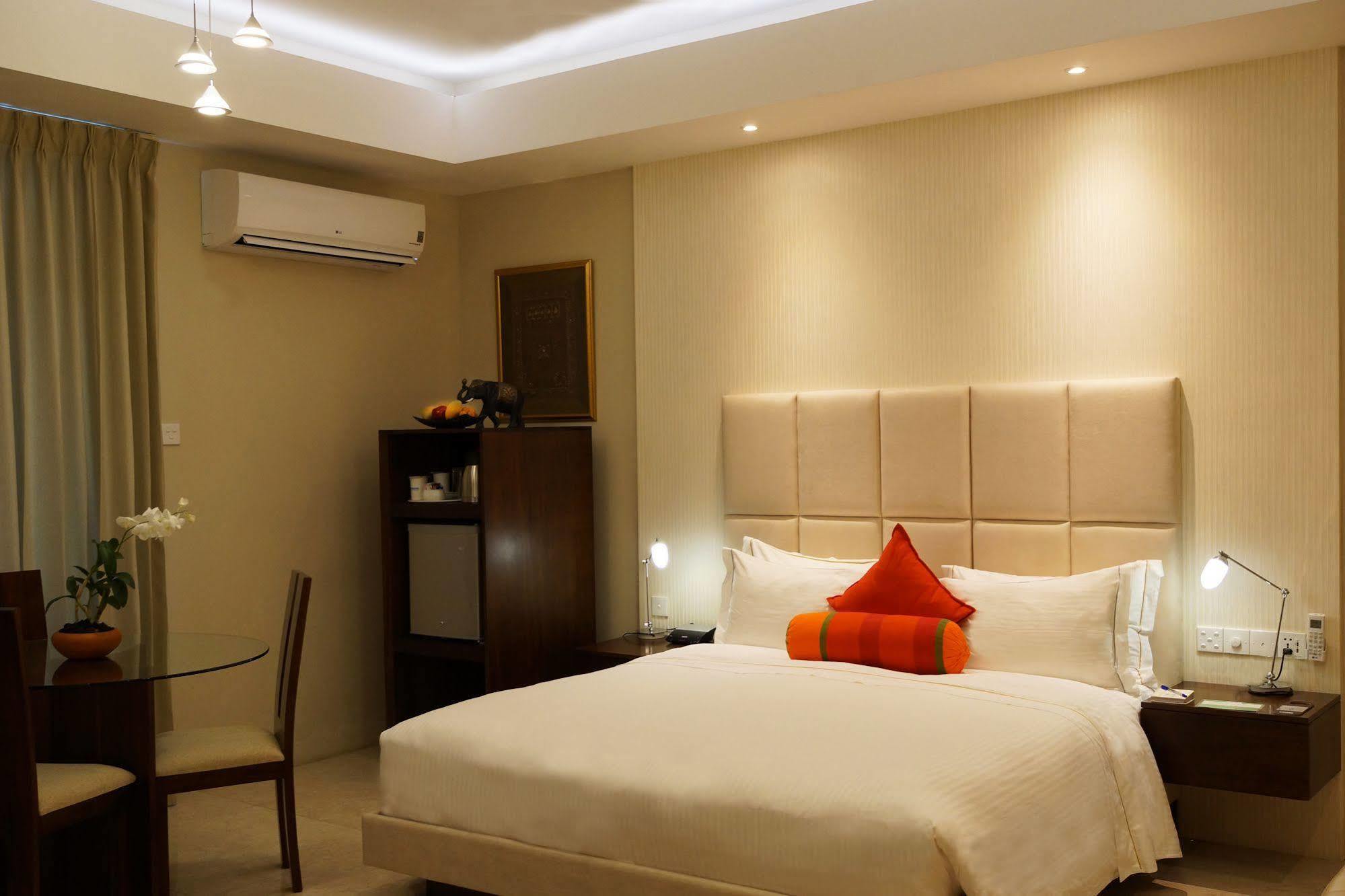 The Penthouse Above Sea Lejlighed Dehiwala-Mount Lavinia Eksteriør billede
