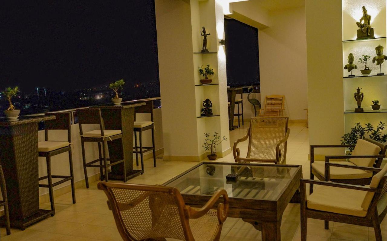 The Penthouse Above Sea Lejlighed Dehiwala-Mount Lavinia Eksteriør billede
